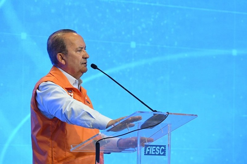 Não haverá aumento de impostos em Santa Catarina, diz governador Jorginho Mello