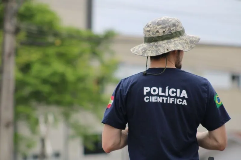 Sancionada lei que altera nomenclatura de cargos e escolaridade da carreira de auxiliar pericial da Polícia Científica