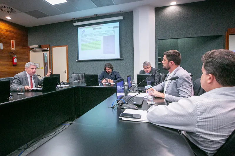 Na Comissão da Alesc, respostas de engenheiro da Casan reforçam falhas nos registros das obras