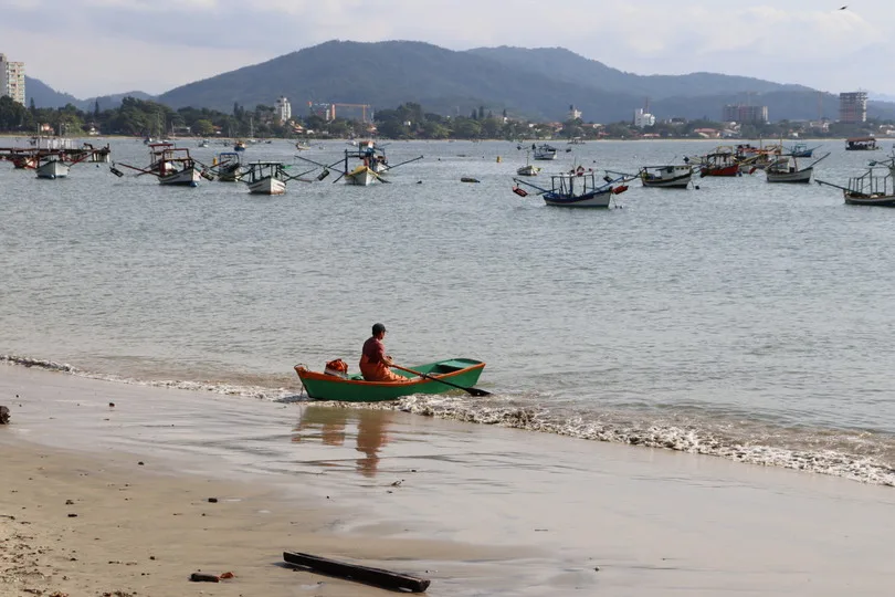 Via AMFRI: Município de Penha solicita audiência pública para debater proibição da pesca da corvina