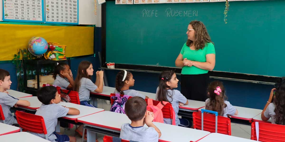 Balneário Camboriú divide liderança entre grandes cidades com a menor taxa de analfabetismo