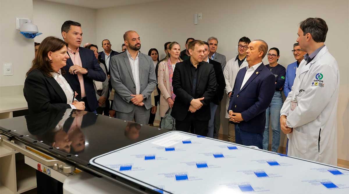 Governo do Estado entrega obra de expansão da radioterapia do Cepon e anuncia mais investimentos