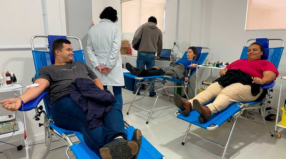 Balneário Piçarras reuniu moradores para coleta de sangue em parceria com Hemosc